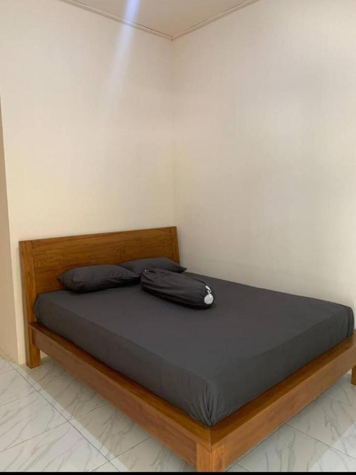 Dikky Guest House Near Bangsal And Sira Pemenang ภายนอก รูปภาพ